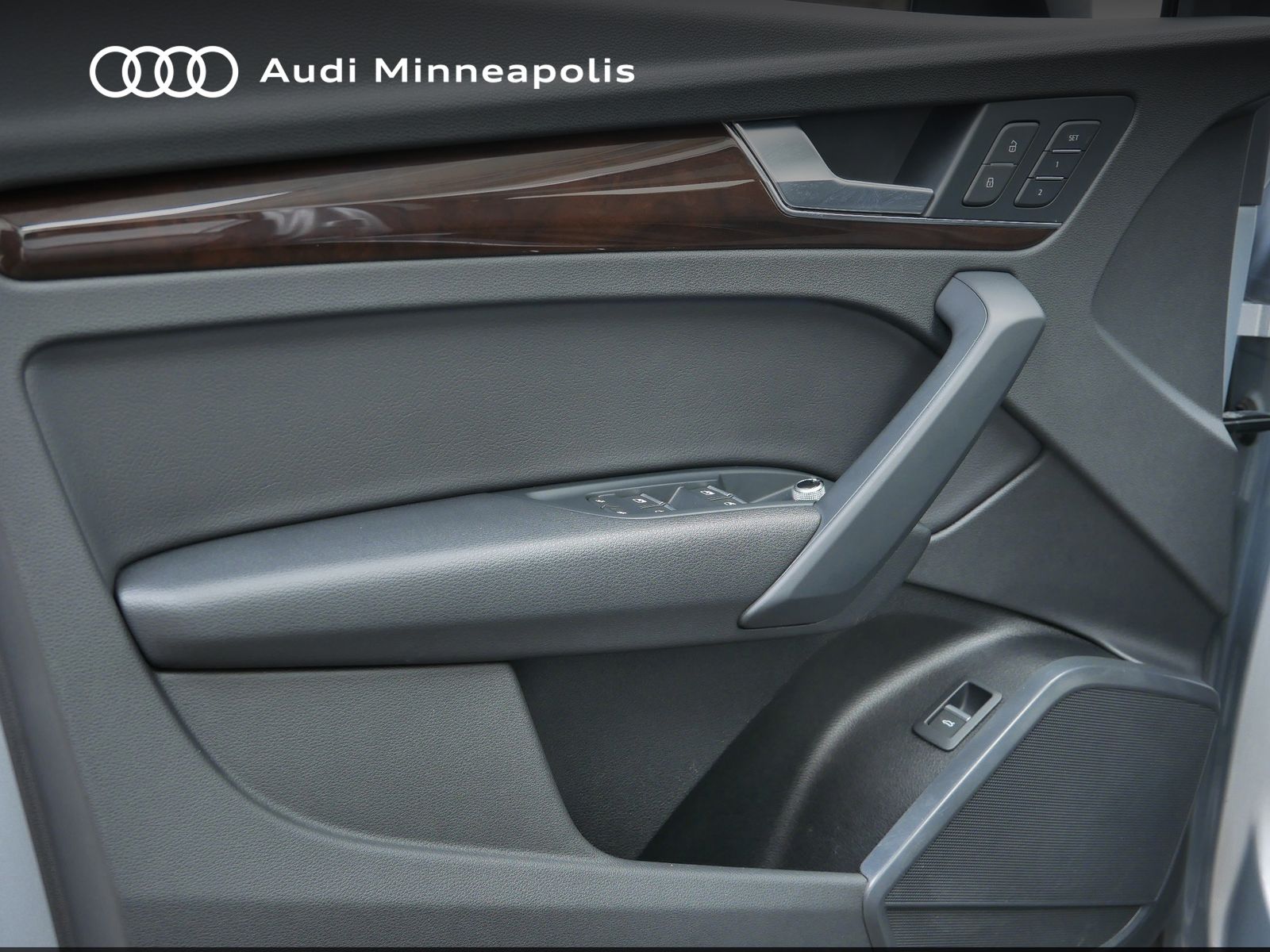 Thumbnail: 2020 Audi Q5 - 12