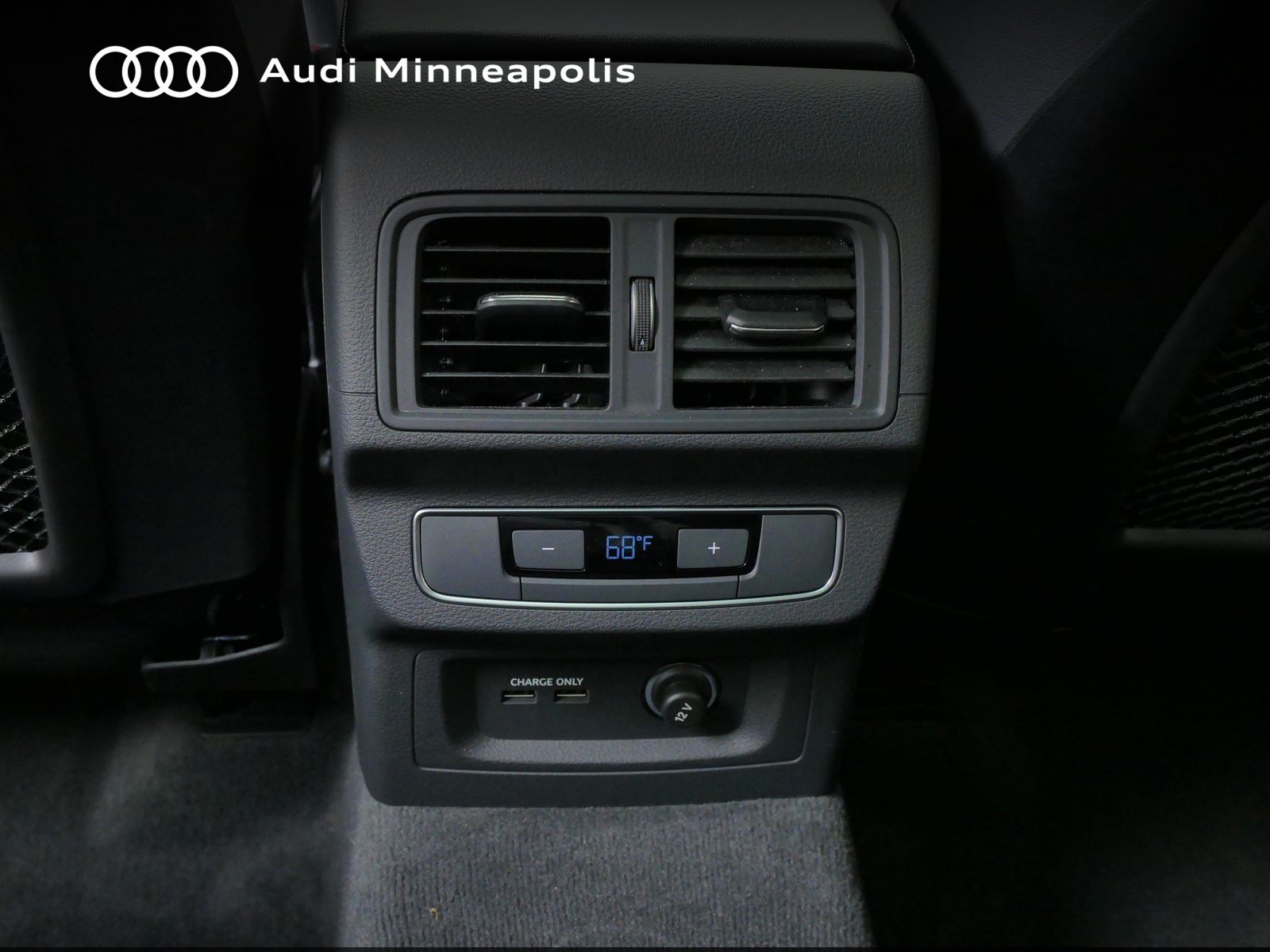 Thumbnail: 2023 Audi Q5 - 17