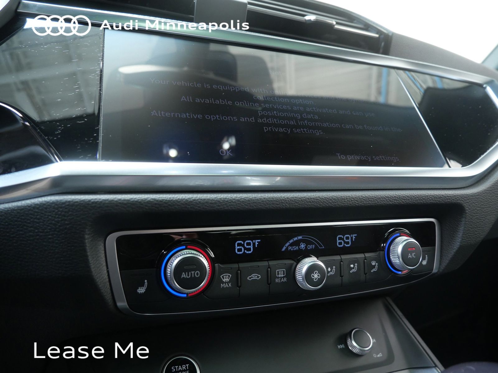 Thumbnail: 2025 Audi Q3 - 26