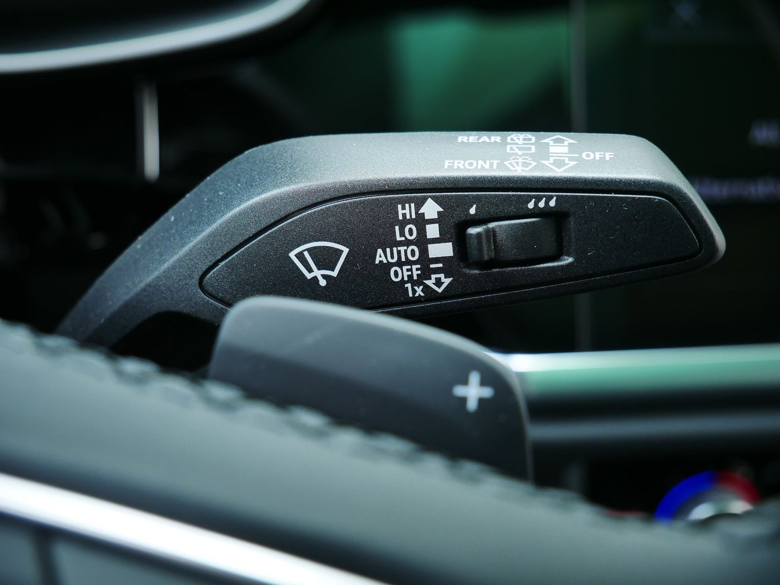 Thumbnail: 2025 Audi Q3 - 20