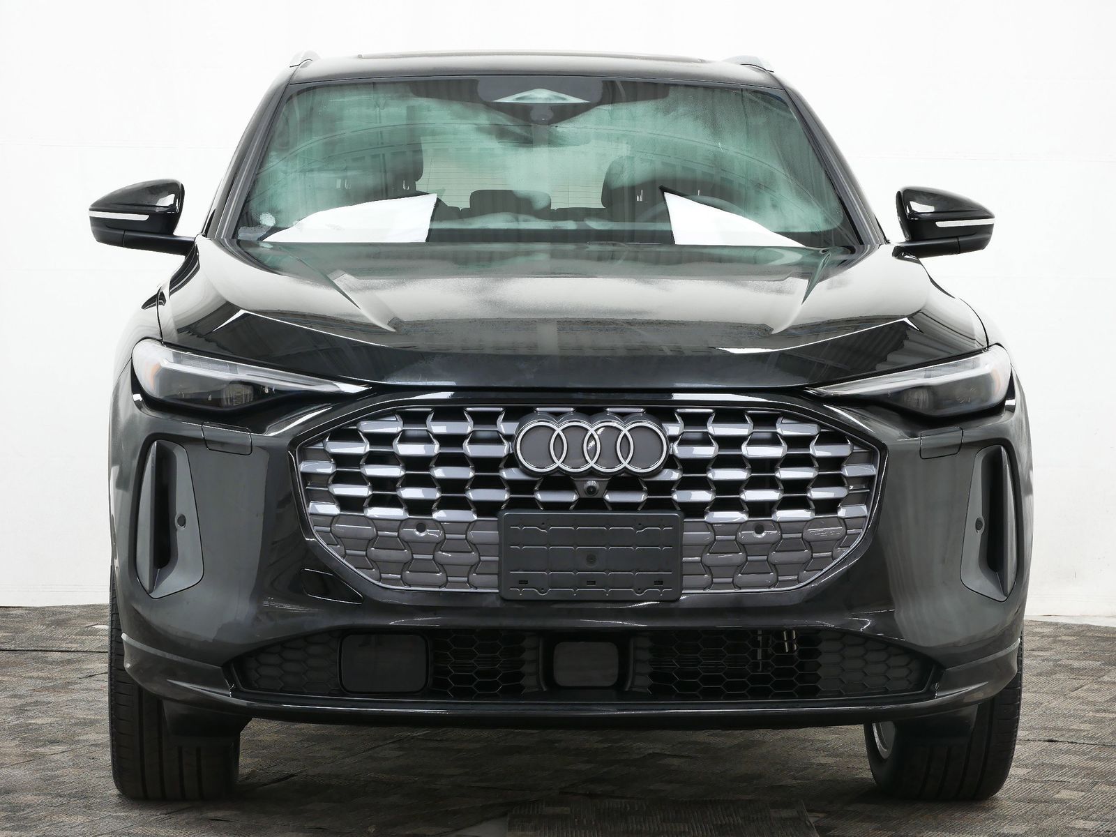 Thumbnail: 2025 Audi Q5 - 9