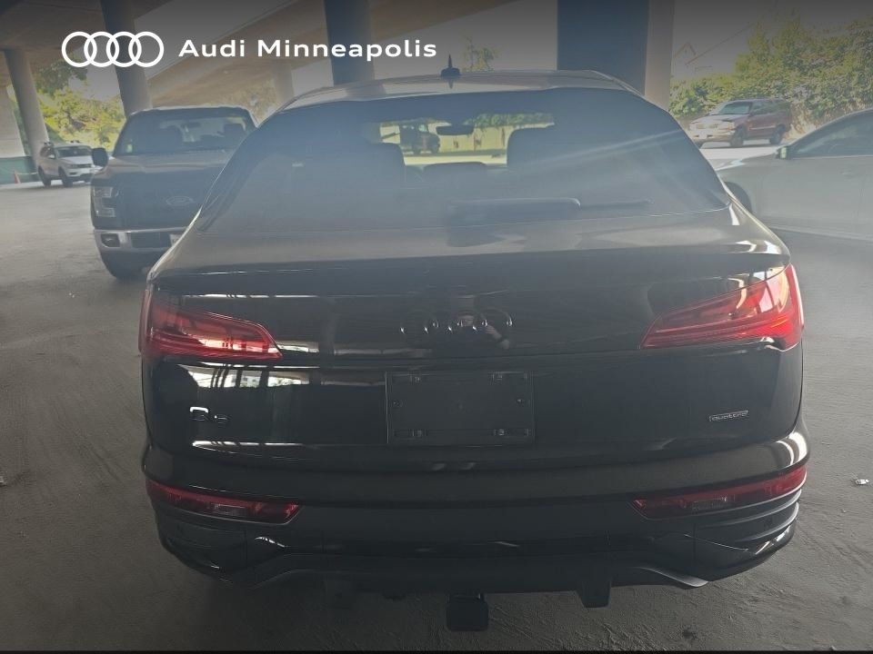 Thumbnail: 2023 Audi Q5 - 11