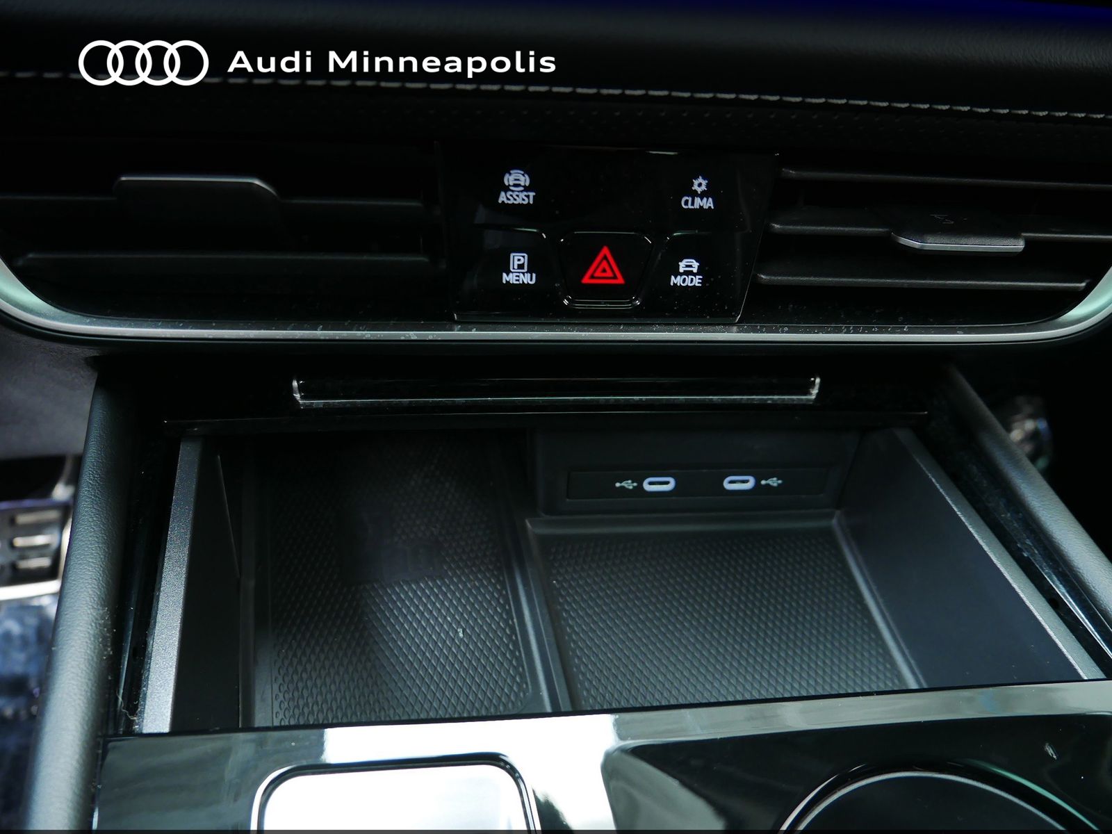 Thumbnail: 2024 Volkswagen Atlas - 25