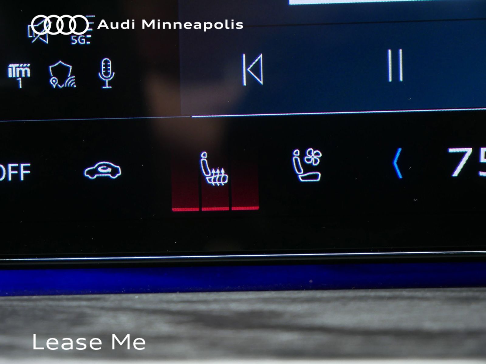 Thumbnail: 2025 Audi Q5 - 32