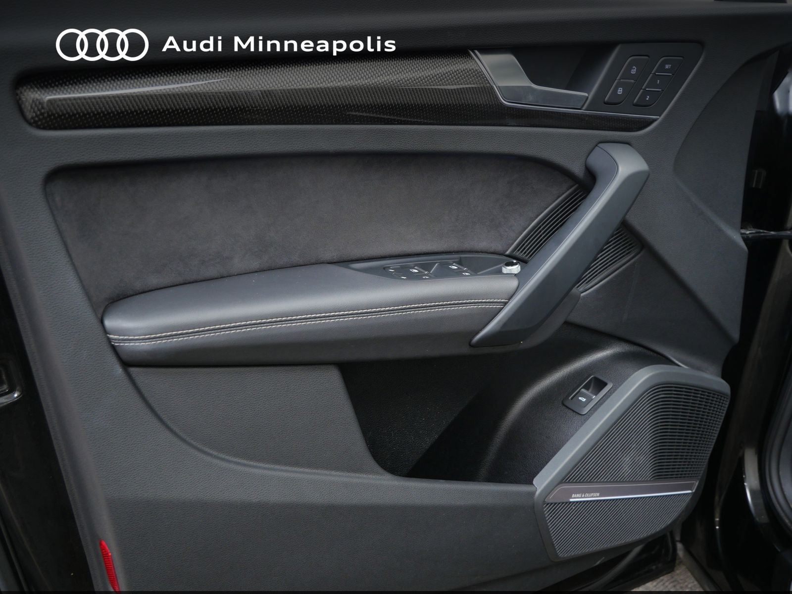 Thumbnail: 2021 Audi SQ5 - 12