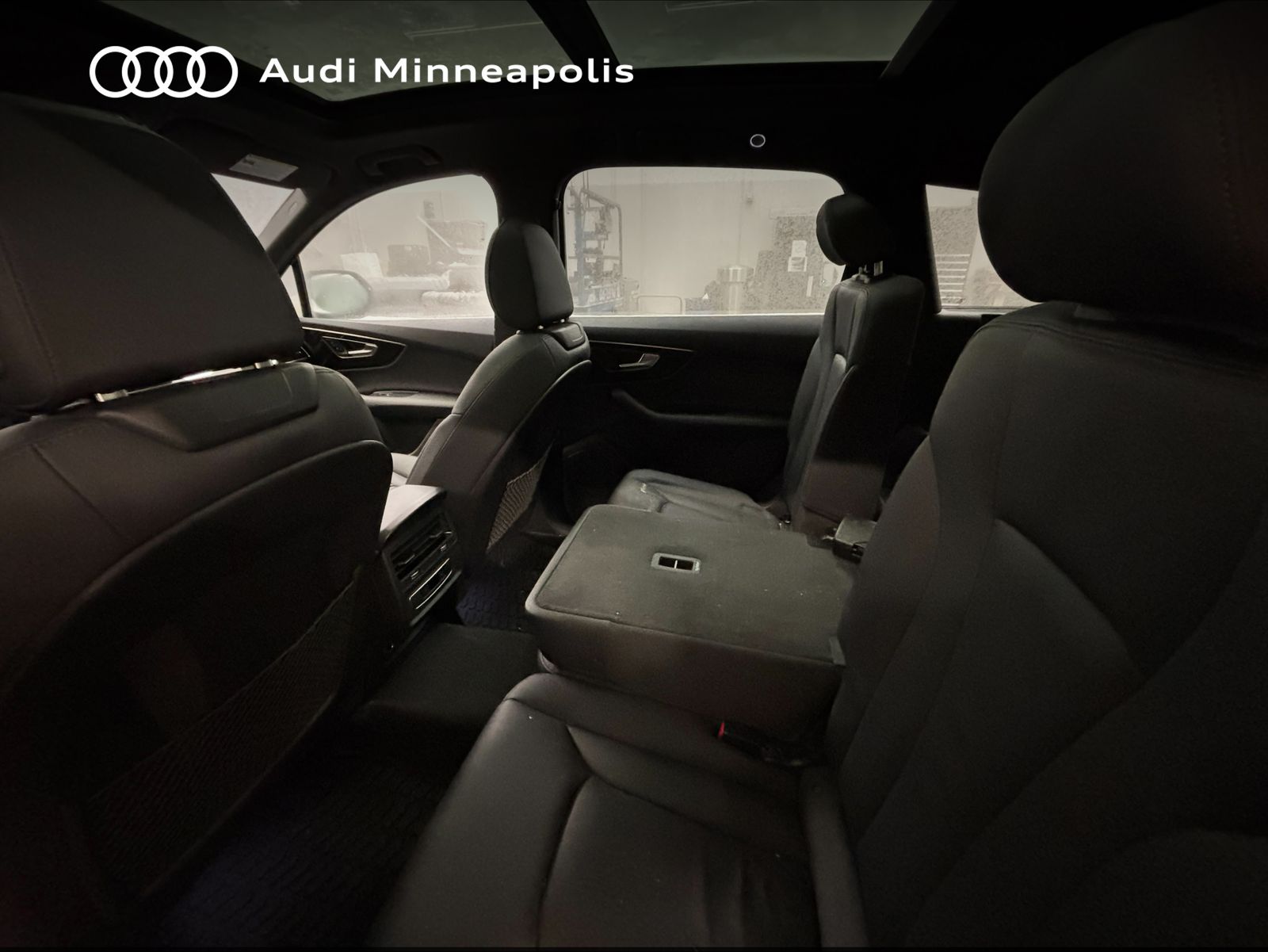 Thumbnail: 2023 Audi Q7 - 13