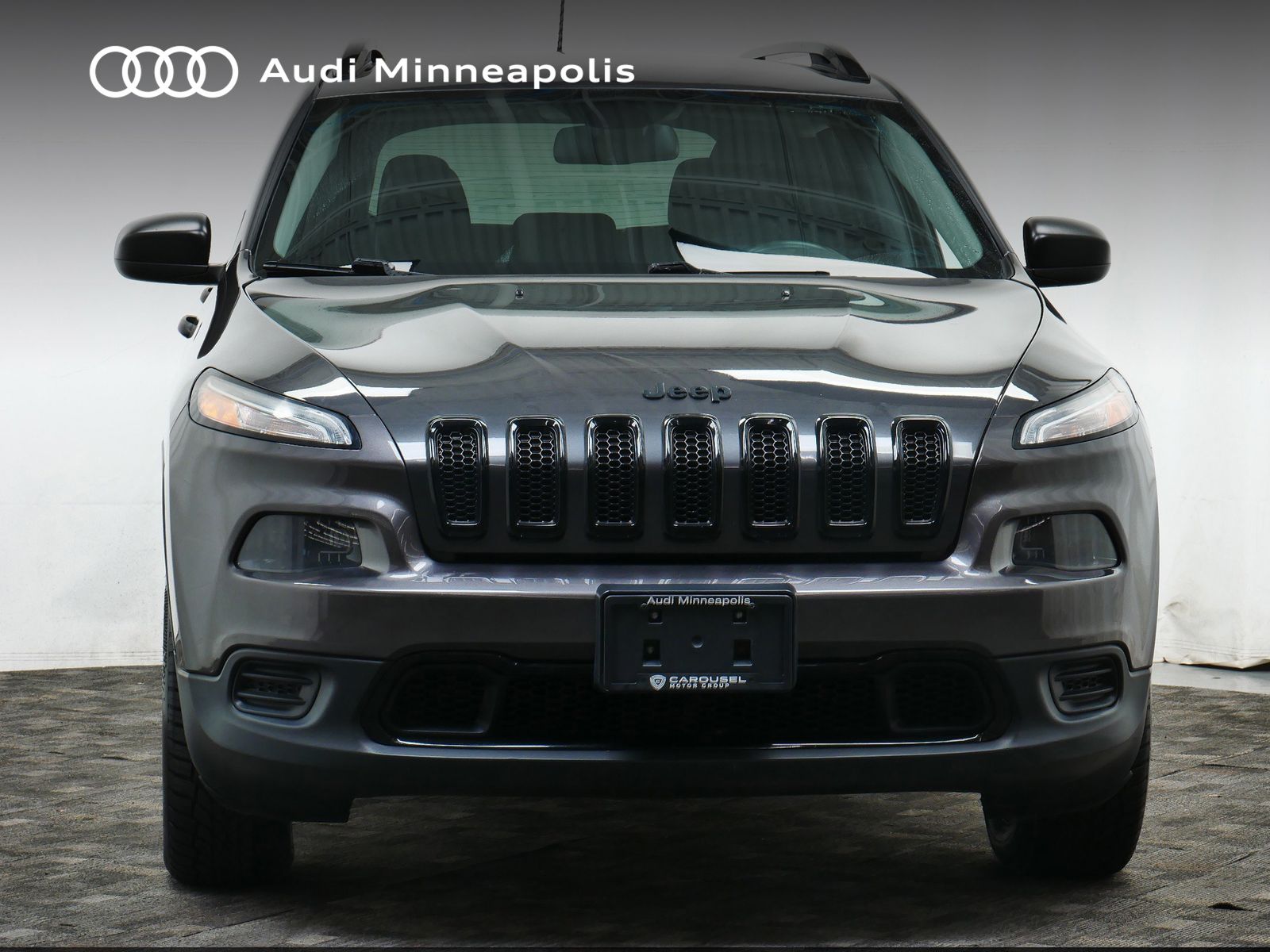 Thumbnail: 2016 Jeep Cherokee - 11