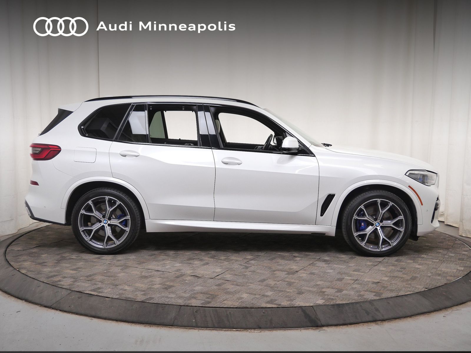 Thumbnail: 2019 BMW X5 - 9