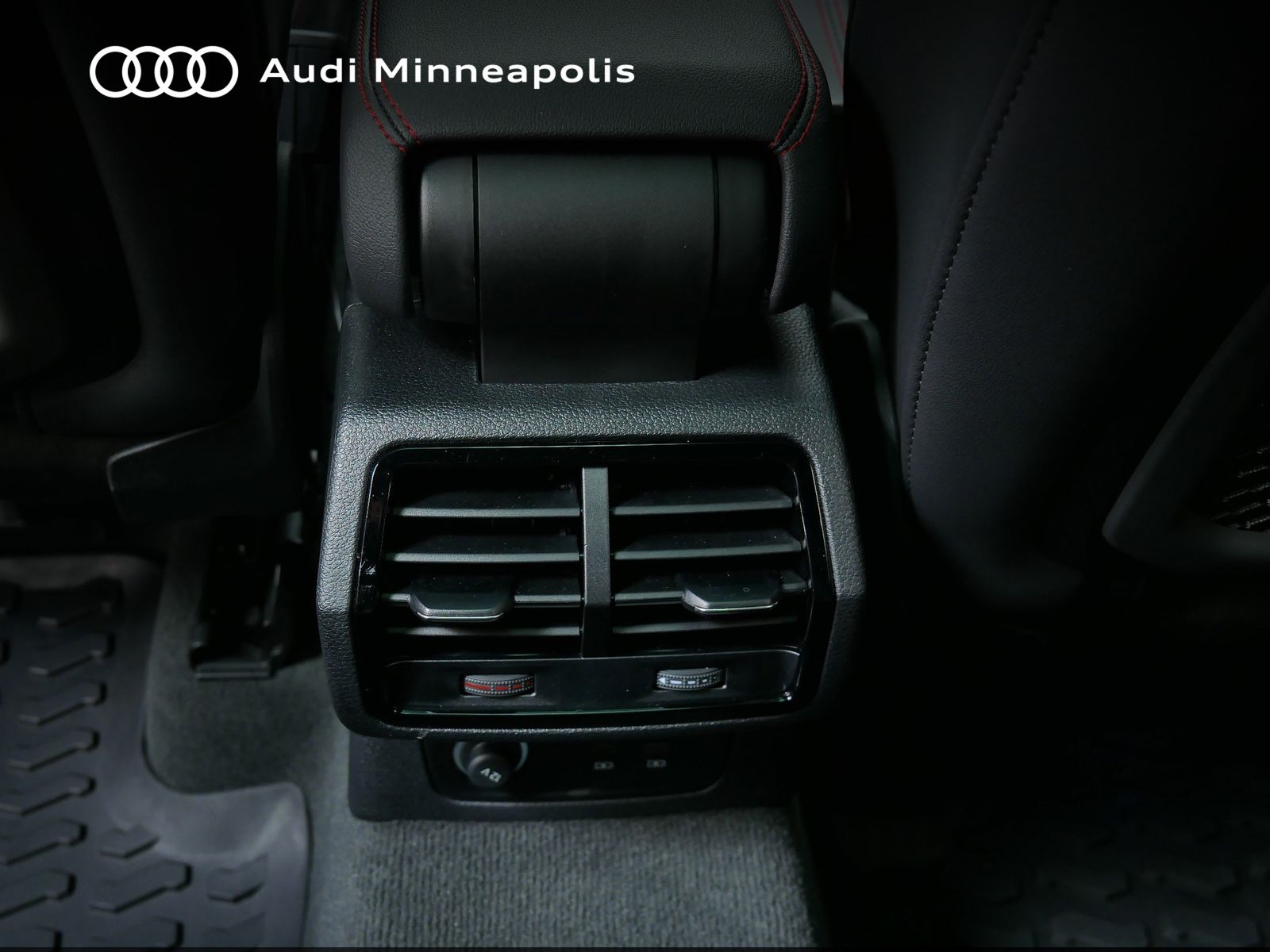 Thumbnail: 2025 Audi Q3 - 18