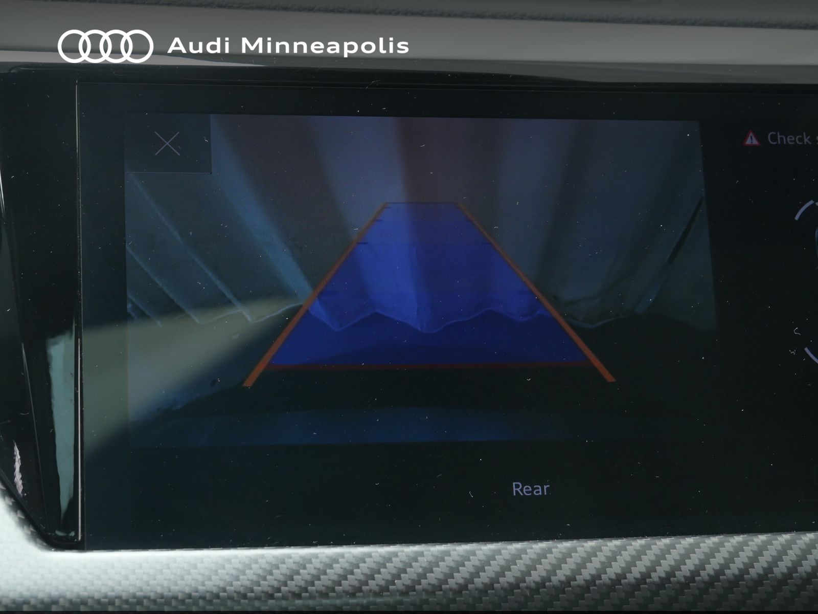 Thumbnail: 2023 Audi e-tron GT - 32