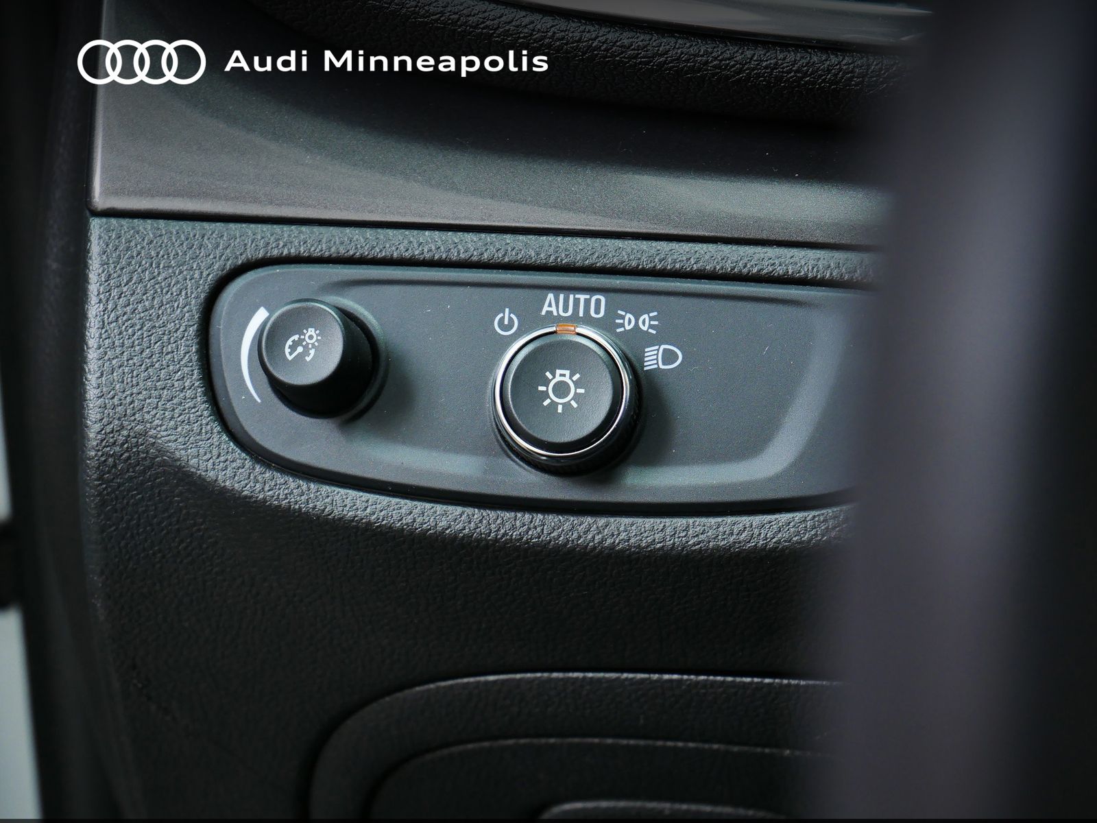 Thumbnail: 2017 Buick Encore - 16