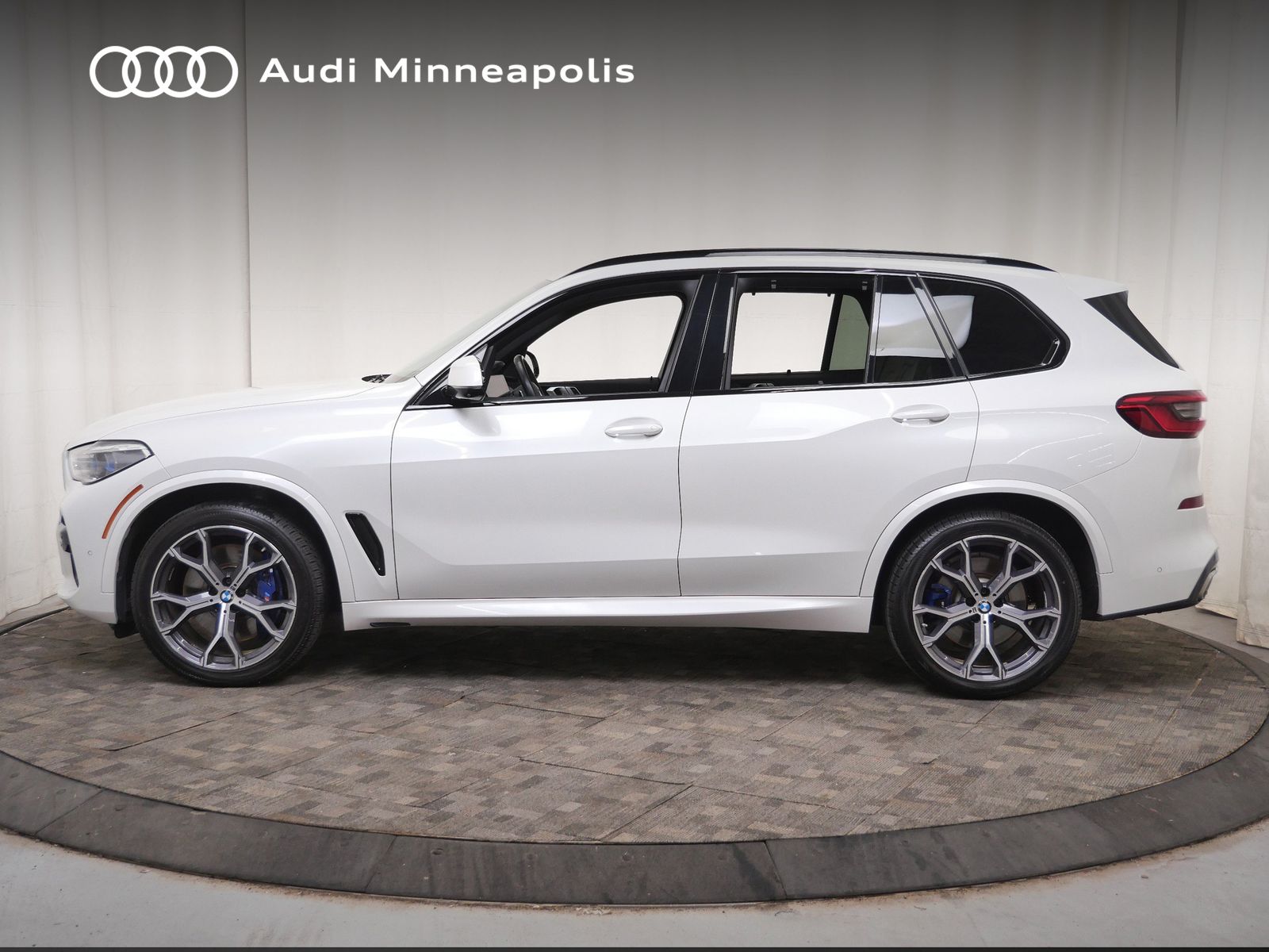 Thumbnail: 2019 BMW X5 - 3