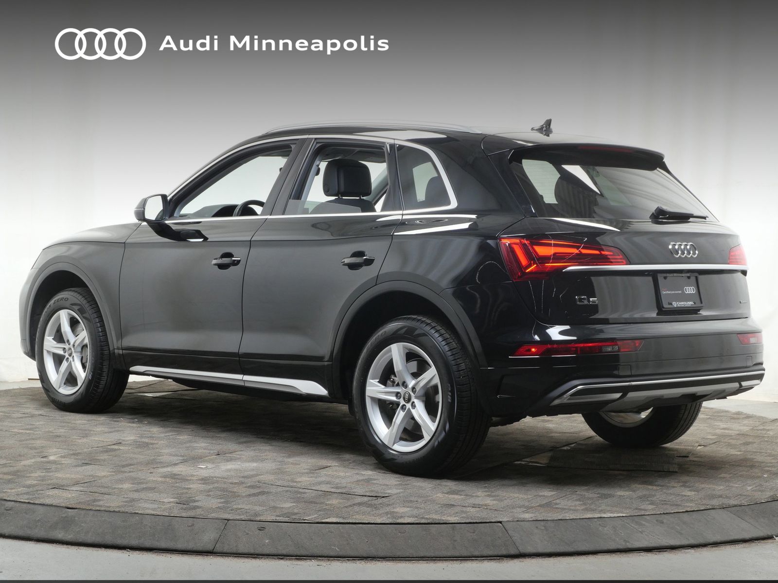 Thumbnail: 2023 Audi Q5 - 5