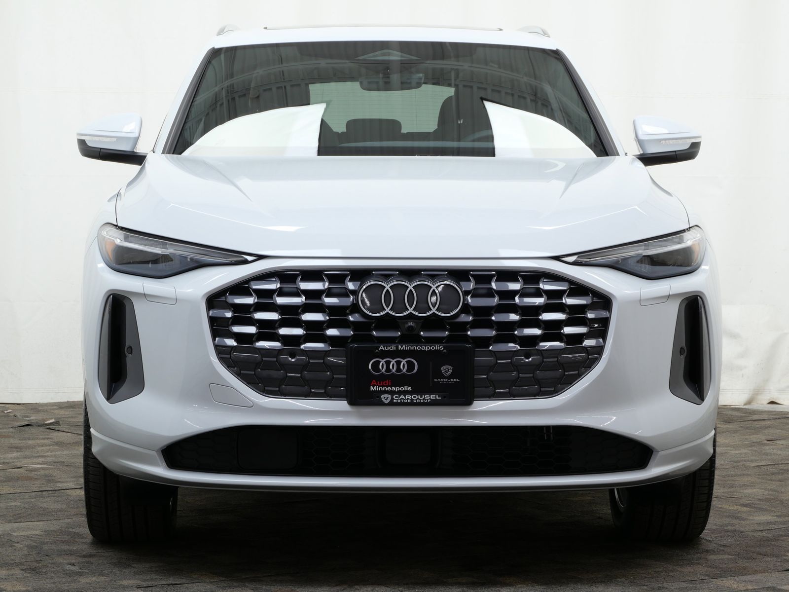 Thumbnail: 2025 Audi Q5 - 9