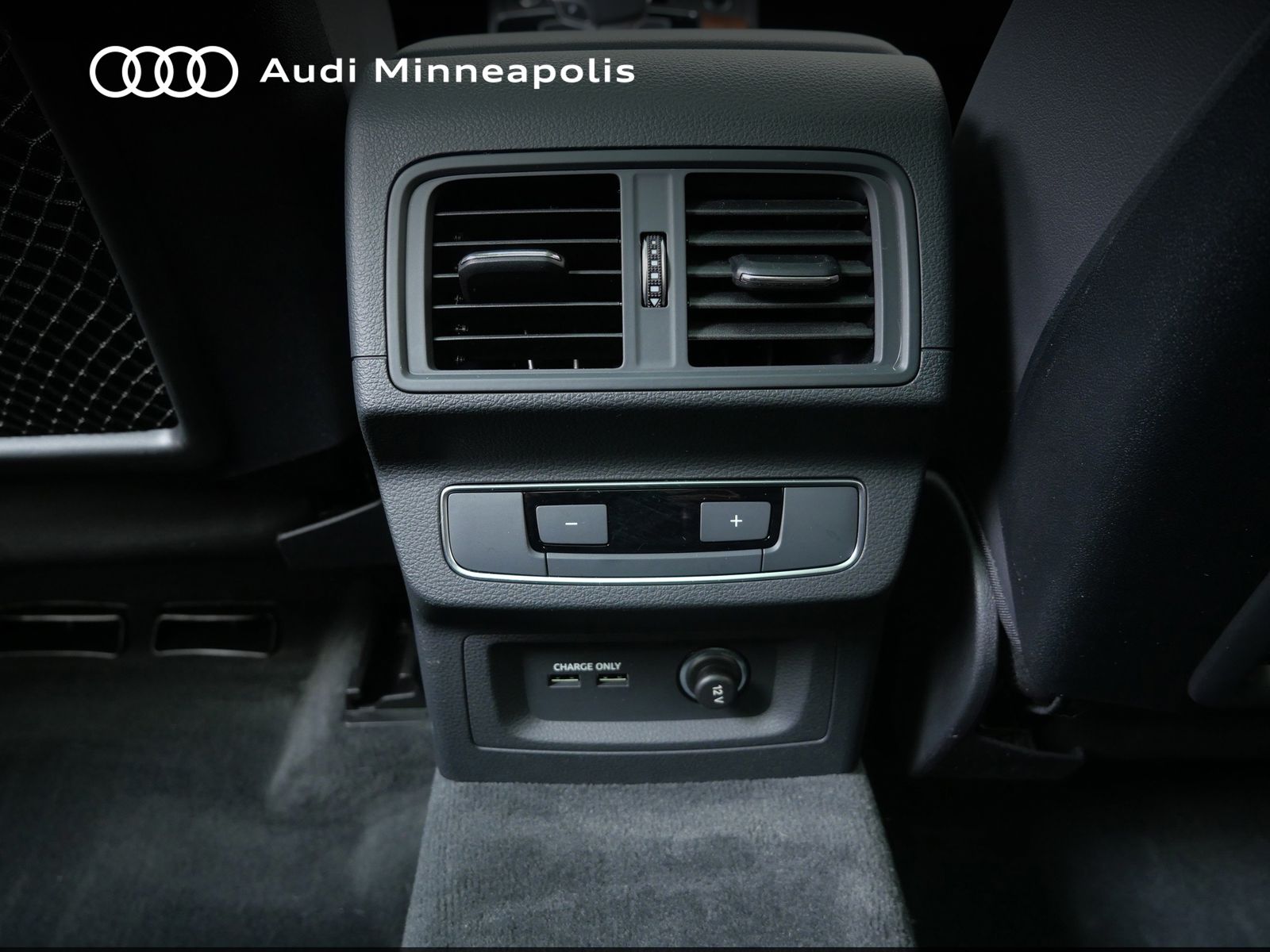 Thumbnail: 2023 Audi Q5 - 17