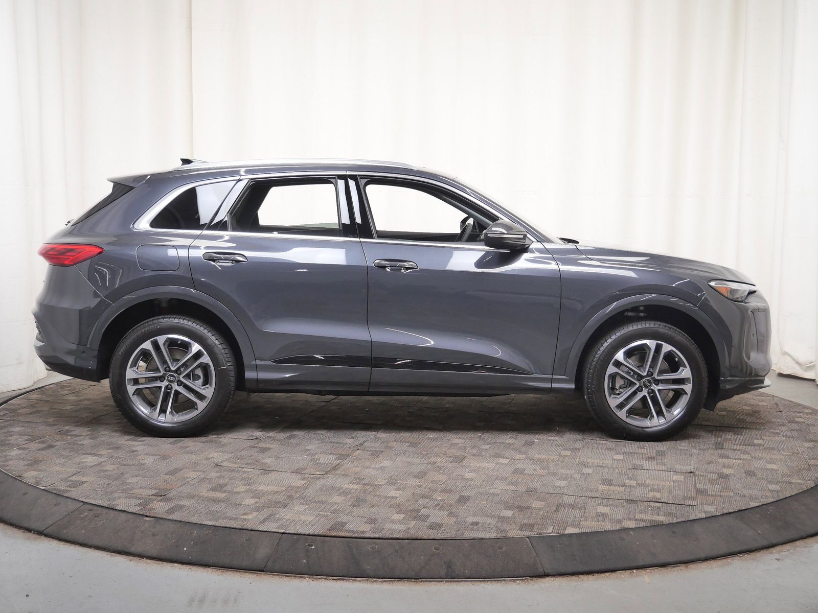 Thumbnail: 2026 Audi Q5 - 7