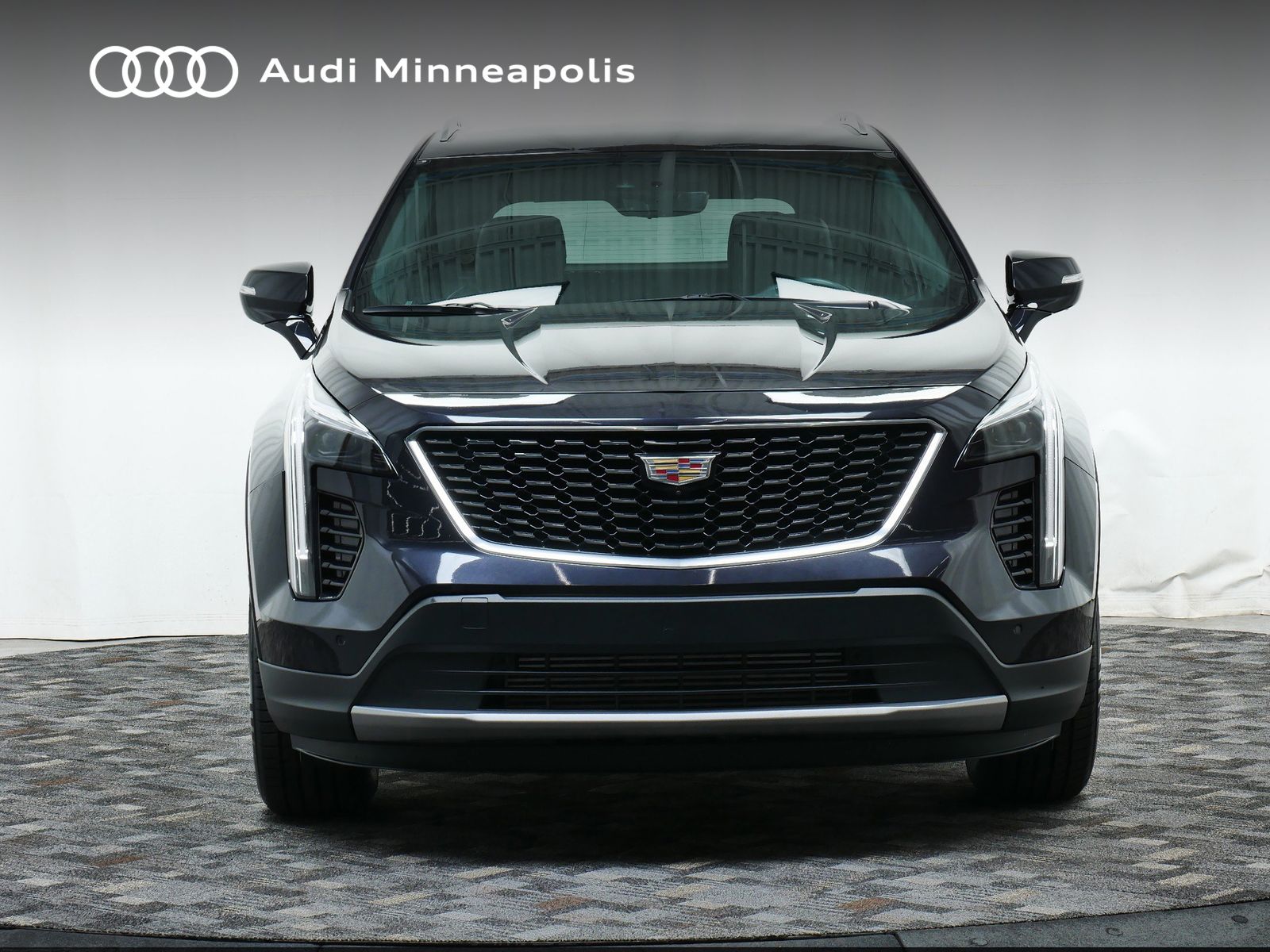 Thumbnail: 2023 Cadillac XT4 - 11