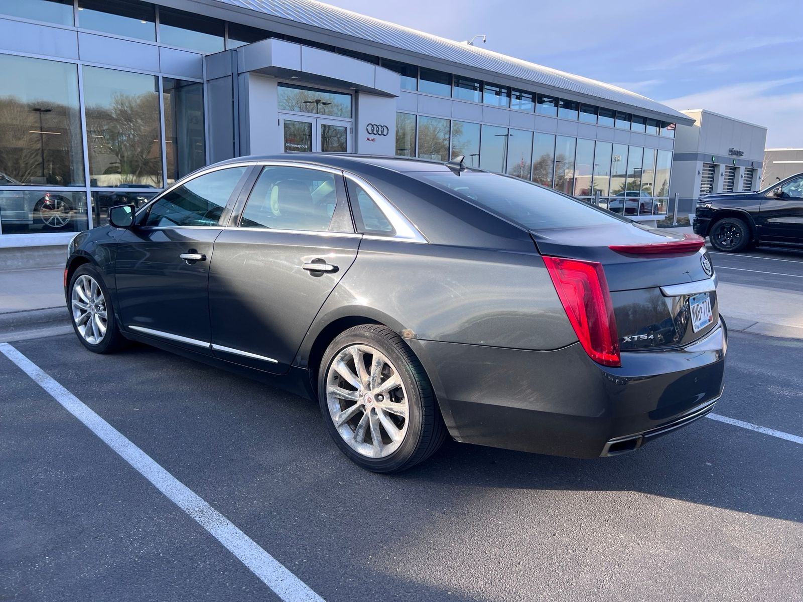 Thumbnail: 2014 Cadillac XTS - 3
