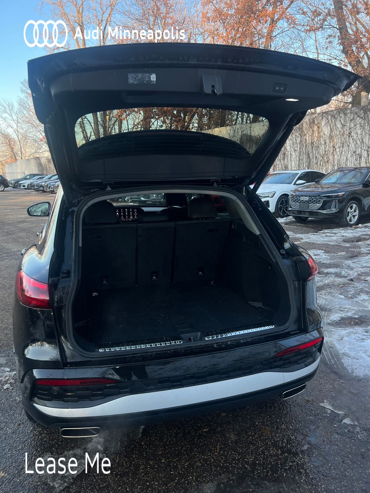 Thumbnail: 2025 Audi Q5 - 13