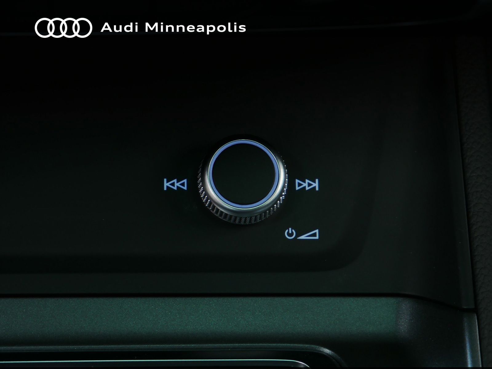 Thumbnail: 2025 Audi Q3 - 30