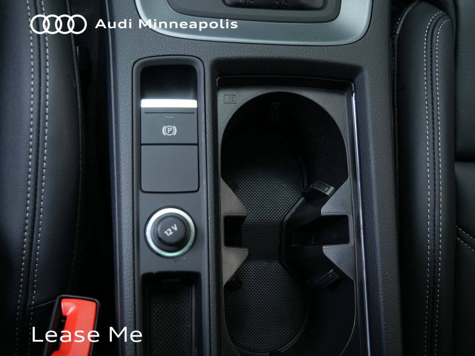 Thumbnail: 2025 Audi Q3 - 26