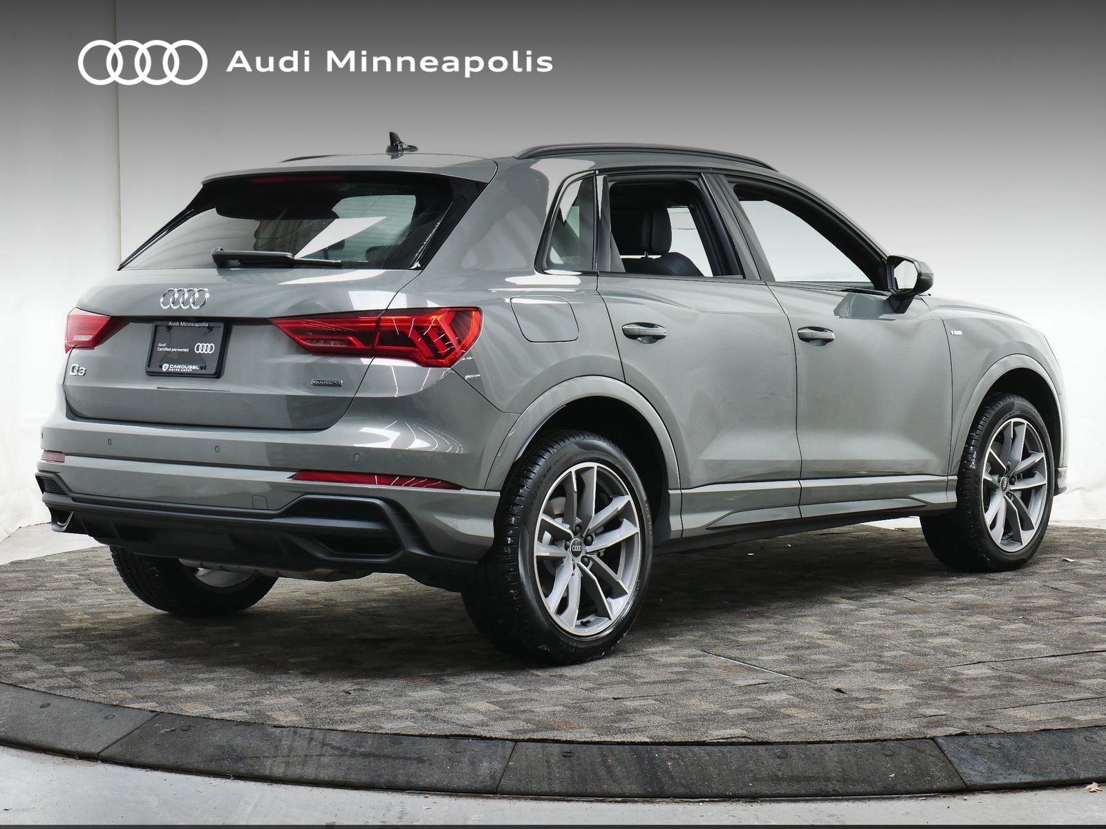 Thumbnail: 2025 Audi Q3 - 8