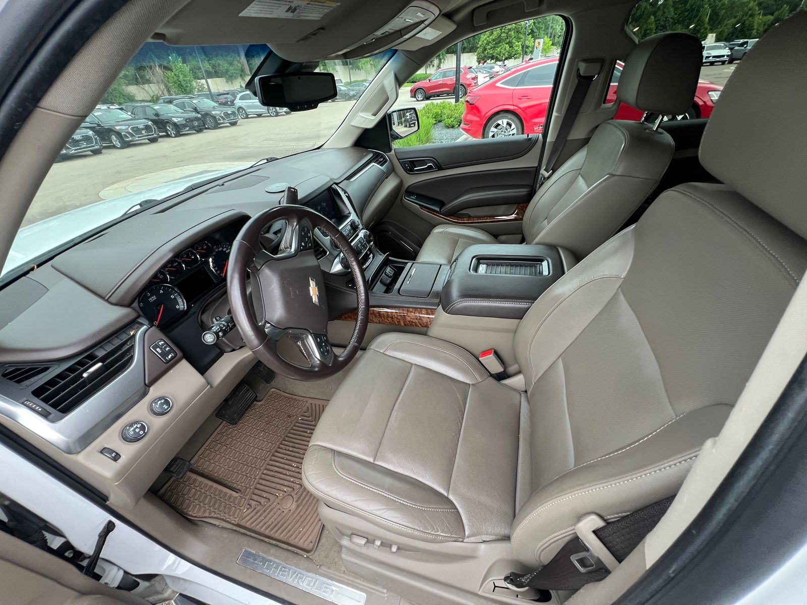 Thumbnail: 2020 Chevrolet Tahoe - 2