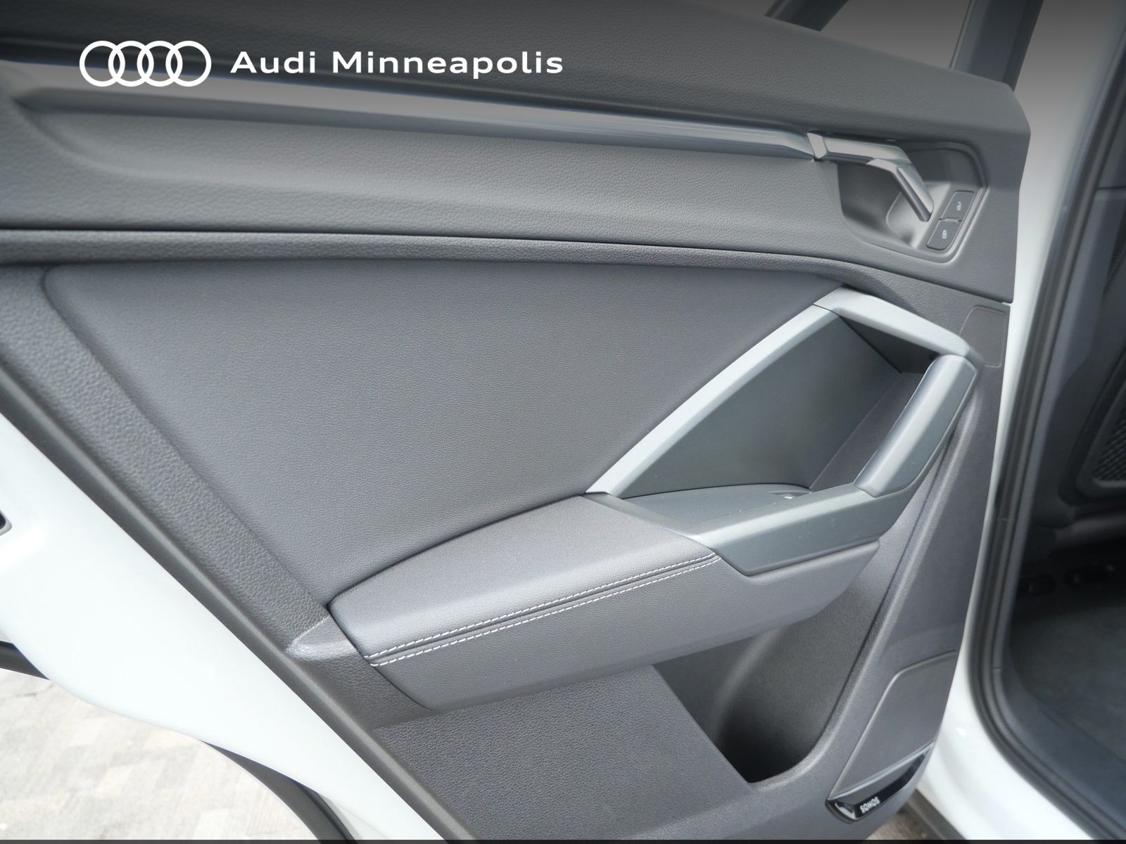 Thumbnail: 2023 Audi Q3 - 14