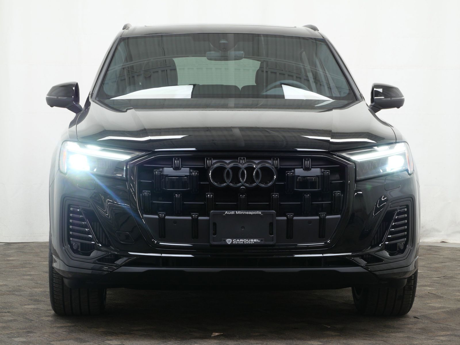 Thumbnail: 2026 Audi Q7 - 9