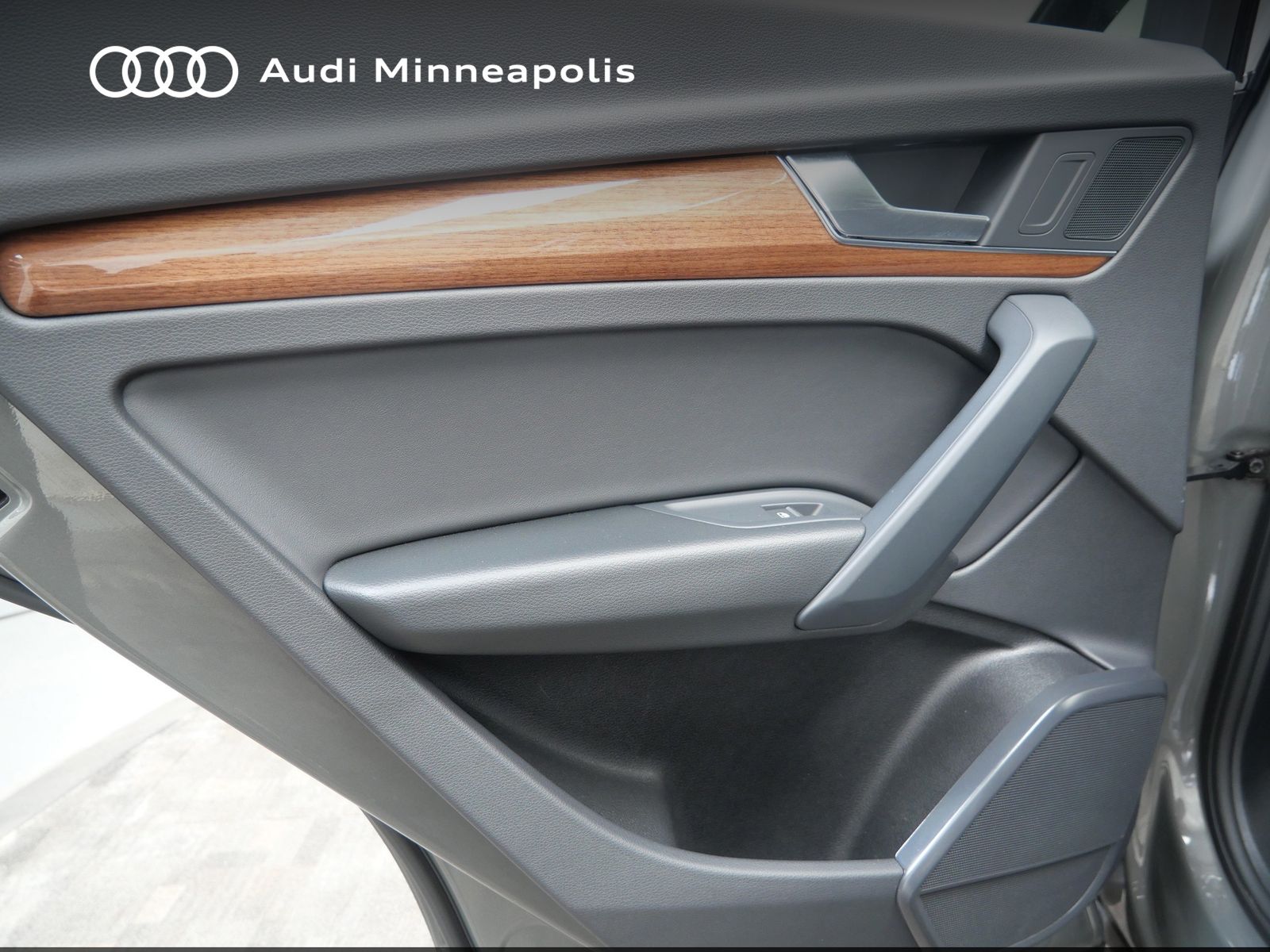 Thumbnail: 2023 Audi Q5 - 15