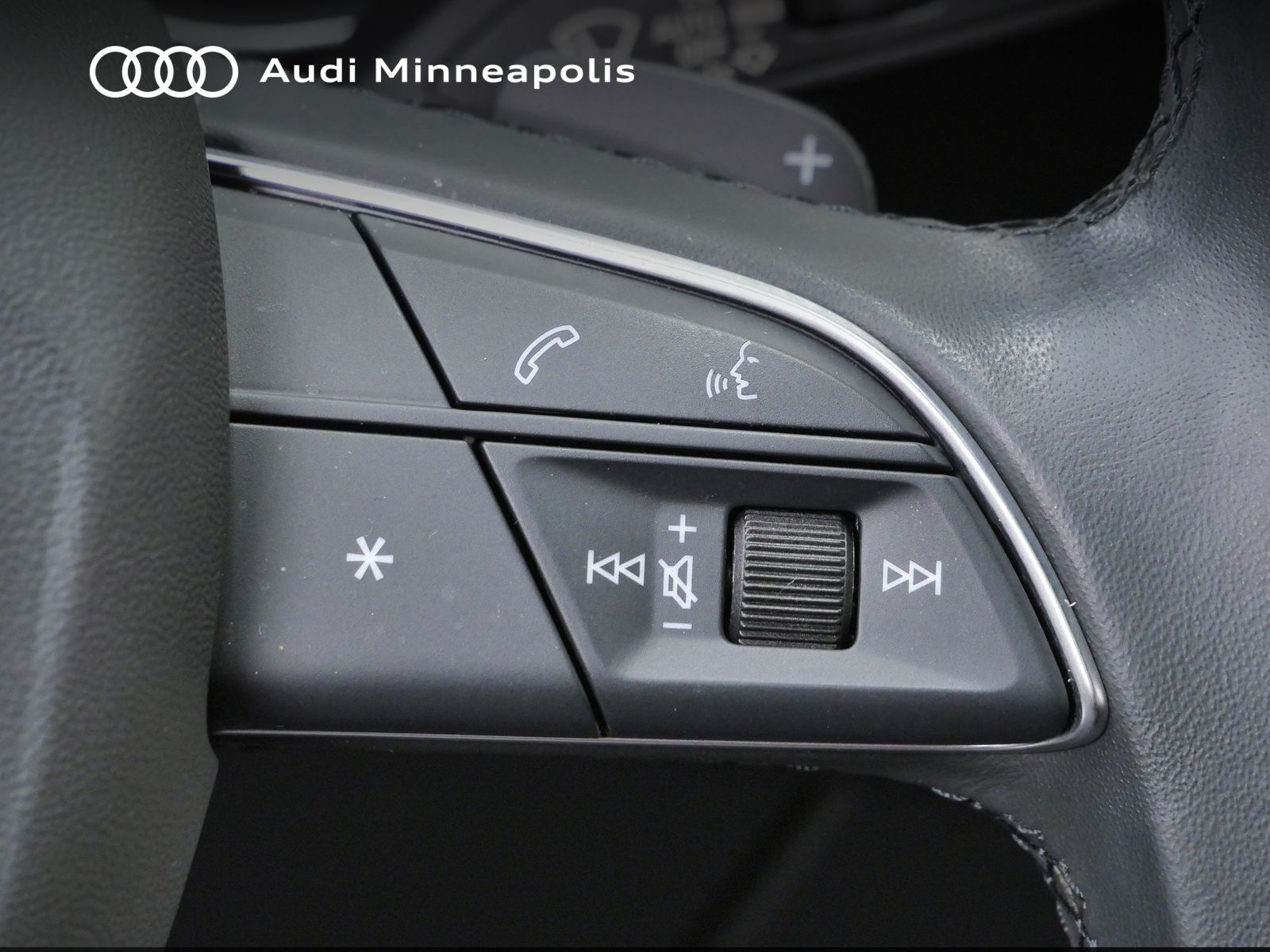 Thumbnail: 2023 Audi Q7 - 24