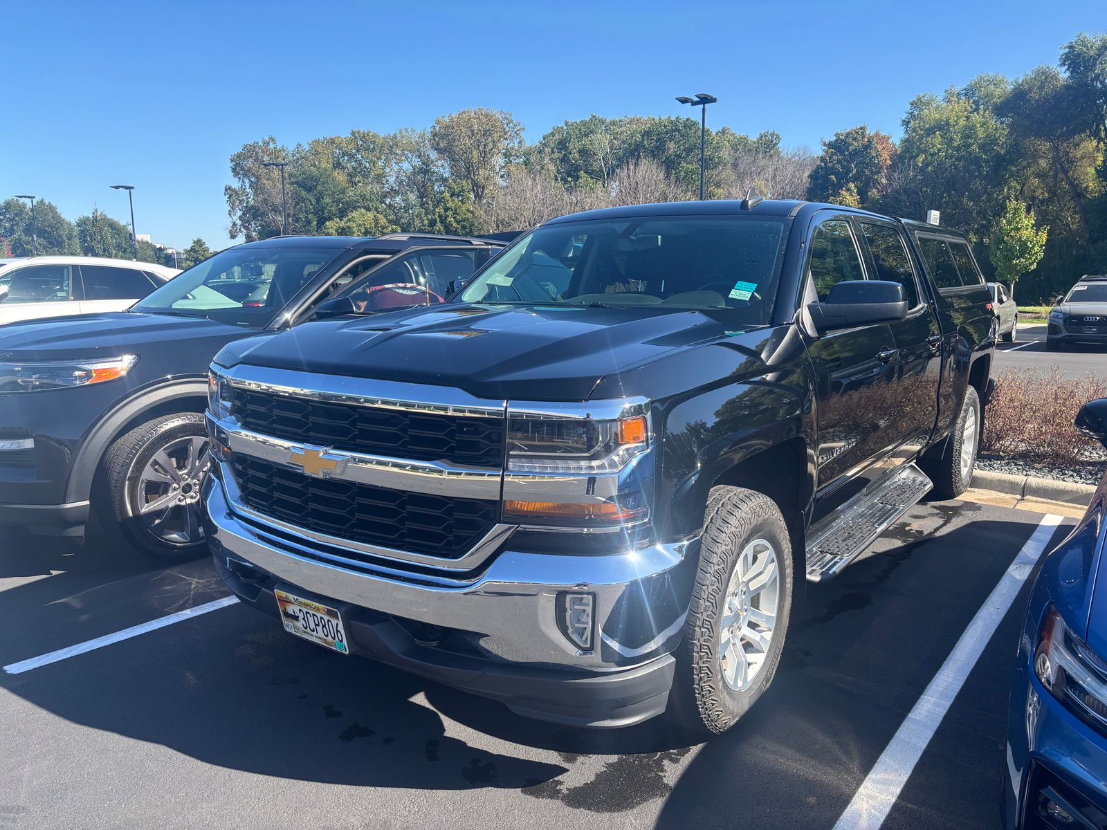 Thumbnail: 2018 Chevrolet Silverado 1500 - 1