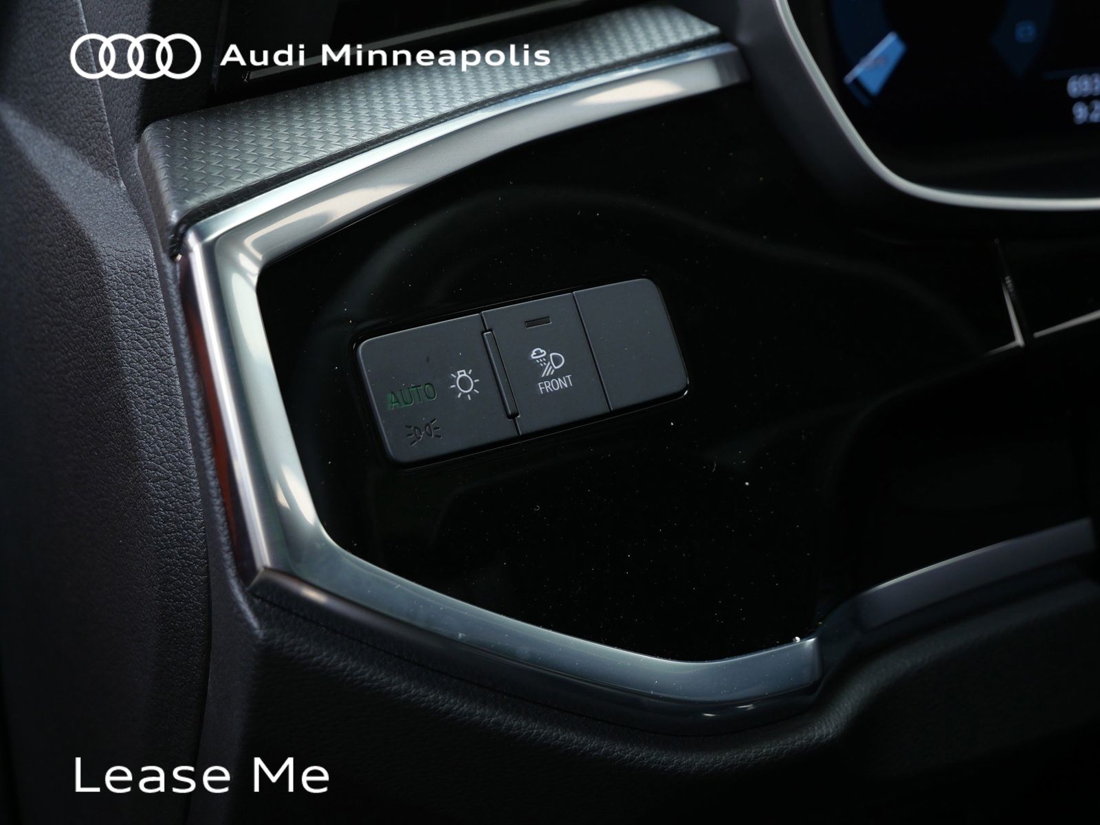 Thumbnail: 2025 Audi Q3 - 19