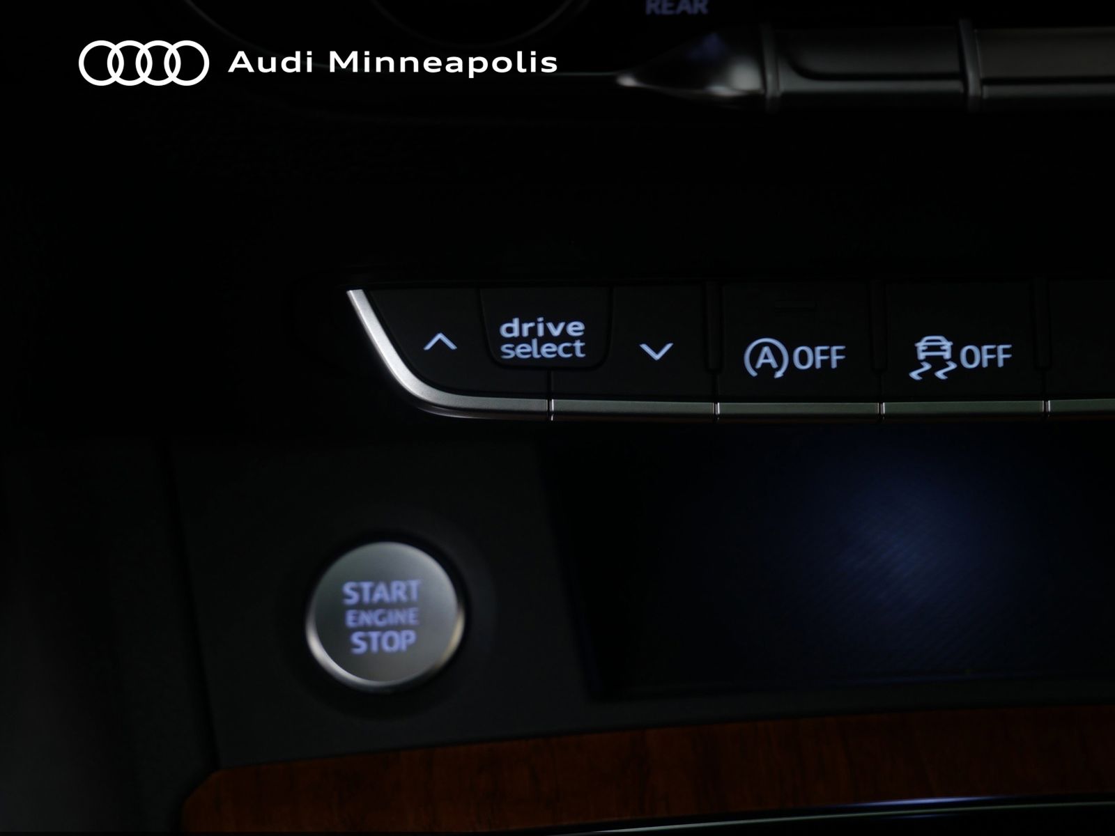 Thumbnail: 2023 Audi Q5 - 32