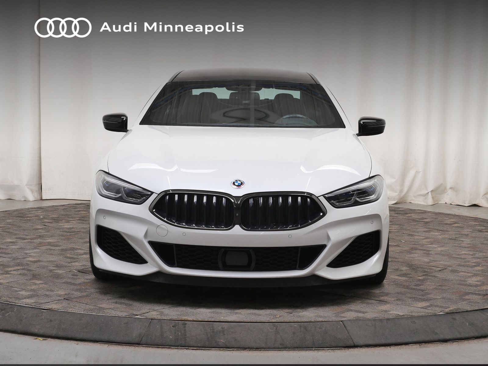 Thumbnail: 2020 BMW 8 Series - 10