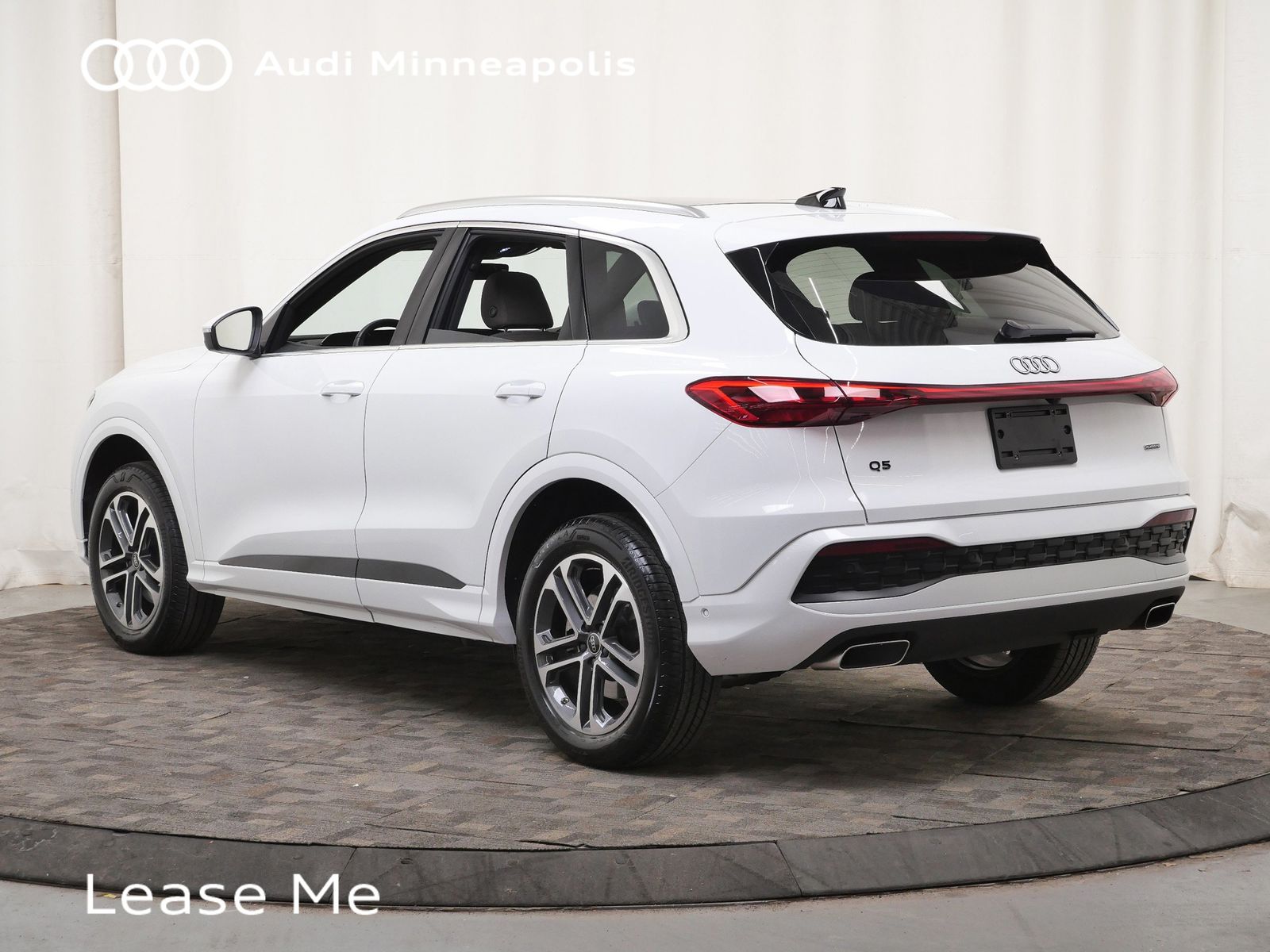 Thumbnail: 2025 Audi Q5 - 4
