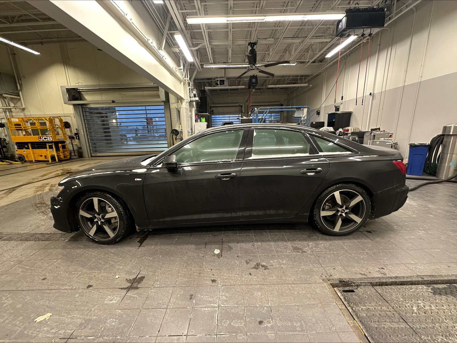 Thumbnail: 2021 Audi A6 - 8