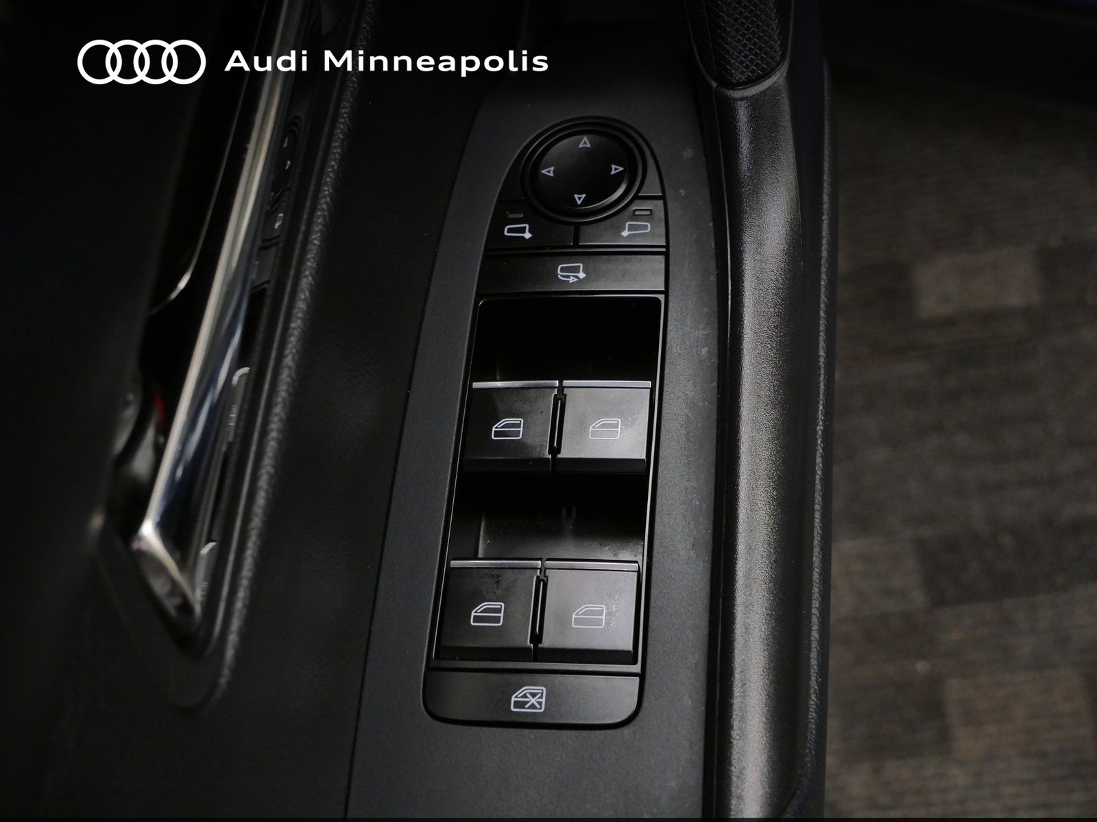 Thumbnail: 2023 Mazda CX-50 - 17