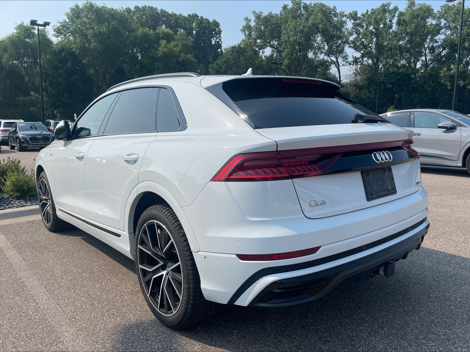 Thumbnail: 2023 Audi Q8 - 5