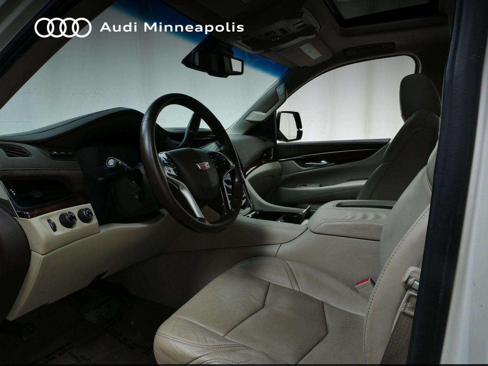 2015 Cadillac Escalade ESV Luxury 2