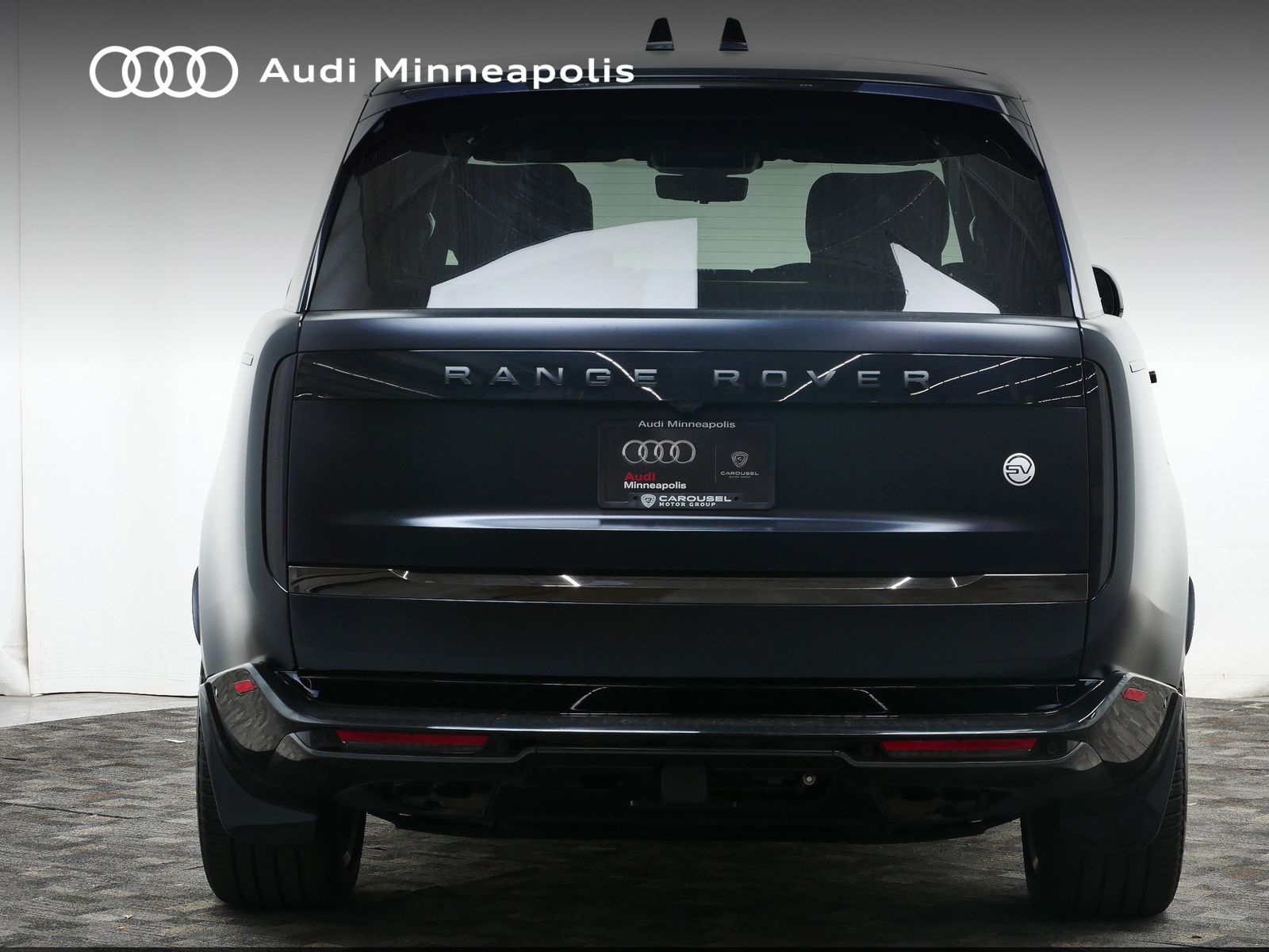 Thumbnail: 2023 Land Rover Range Rover - 5