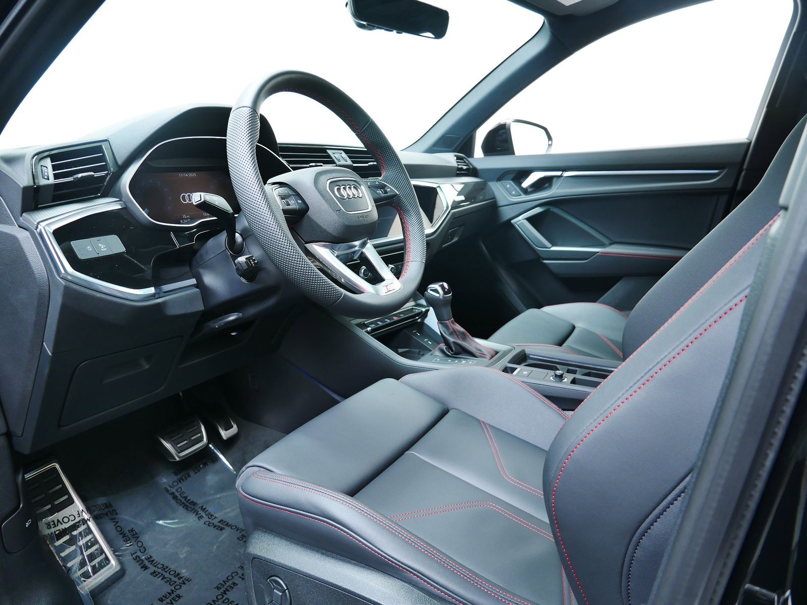 Thumbnail: 2025 Audi Q3 - 2