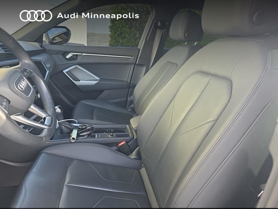 Thumbnail: 2023 Audi Q3 - 12