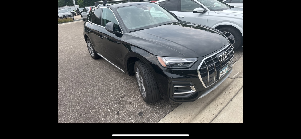 Thumbnail: 2023 Audi Q5 - 3