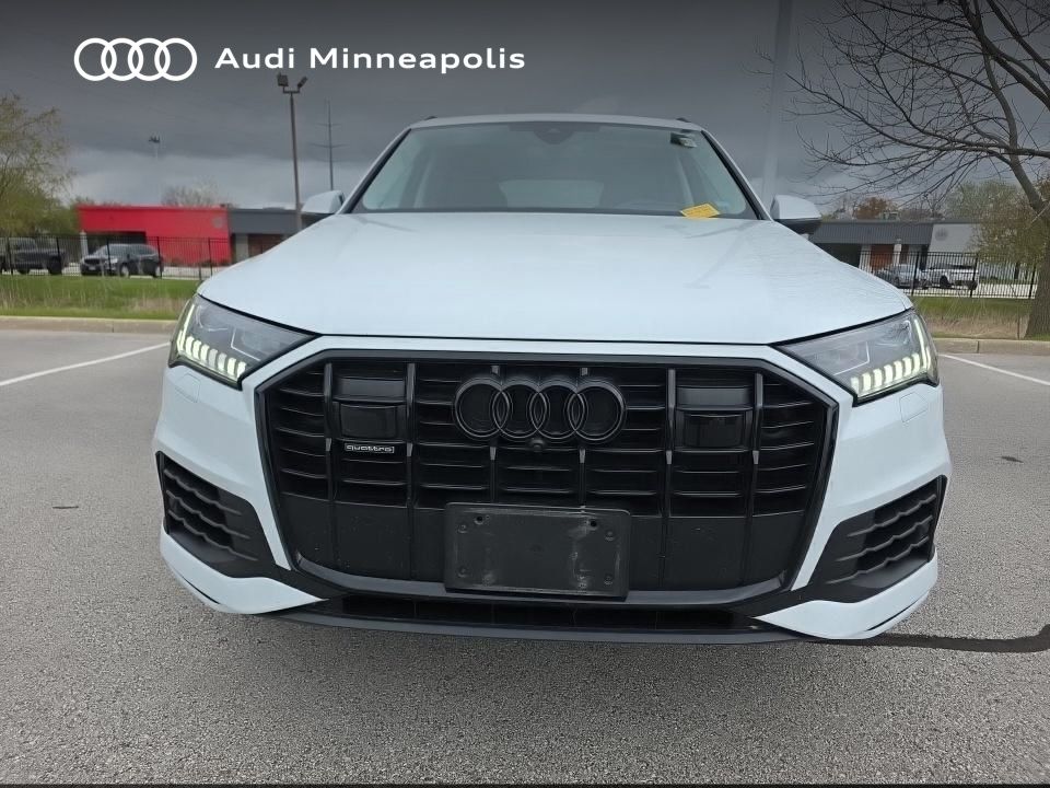 Thumbnail: 2023 Audi Q7 - 12