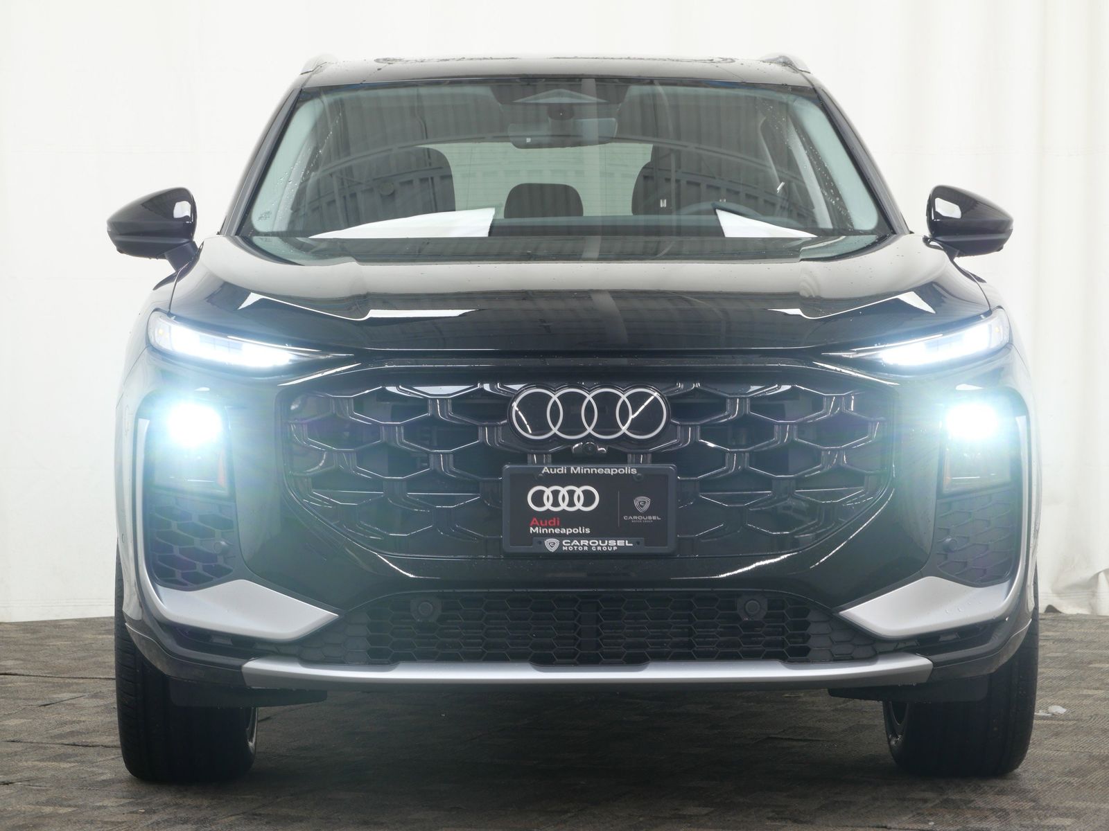 Thumbnail: 2026 Audi Q3 - 9