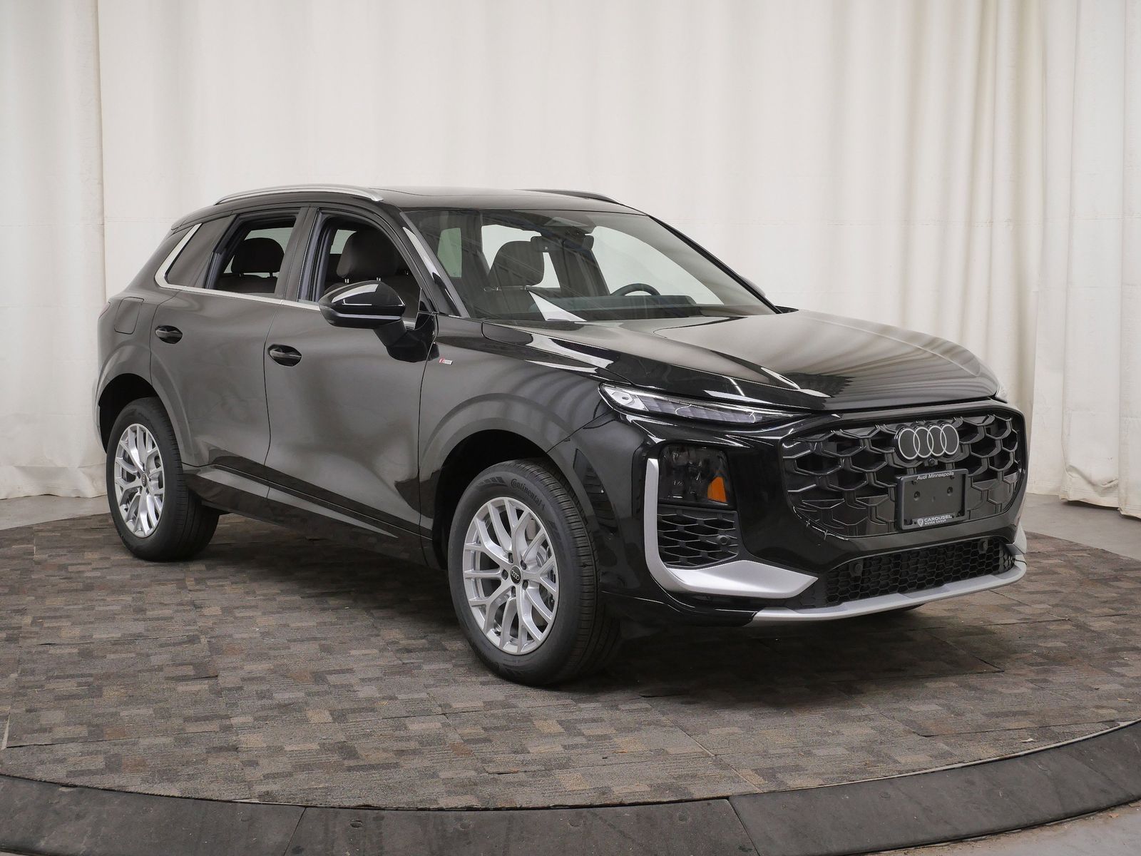 Thumbnail: 2026 Audi Q3 - 8