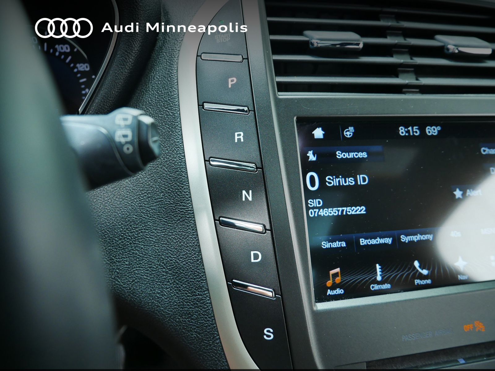 Thumbnail: 2017 Lincoln MKC - 28