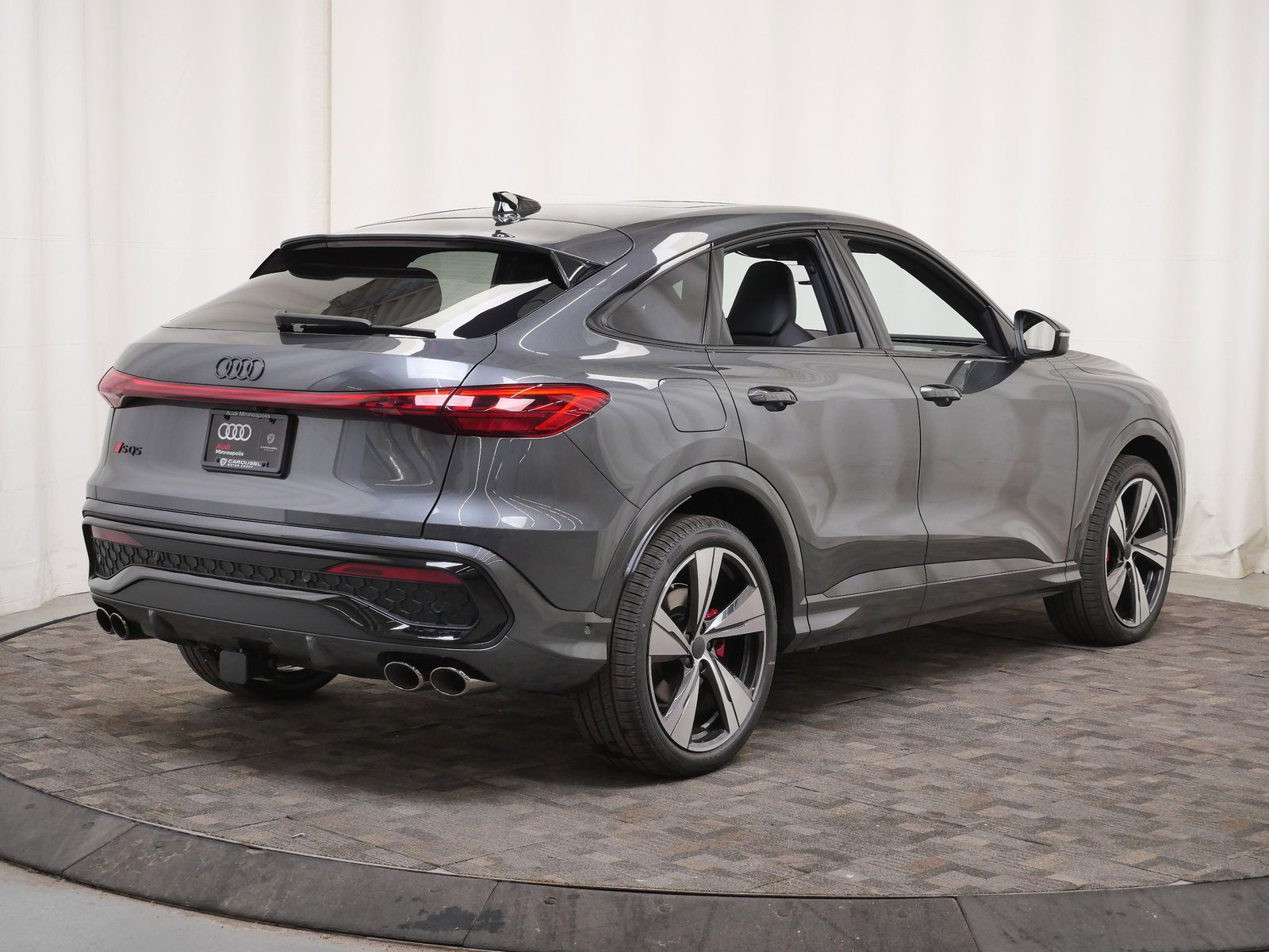 Thumbnail: 2026 Audi SQ5 - 6