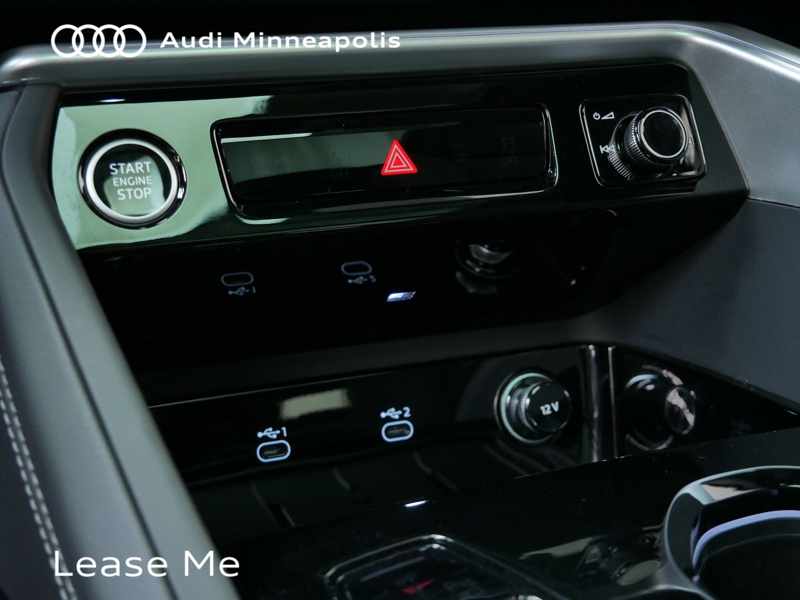 Thumbnail: 2025 Audi Q5 - 24